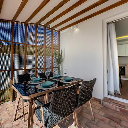 Vakantiehuis New House 80 M From The
