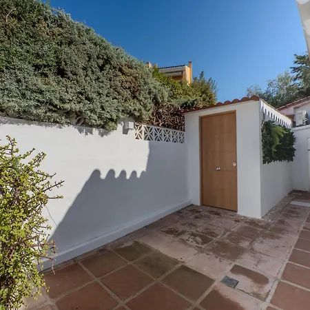 New House 80 M From The マルベーリャ