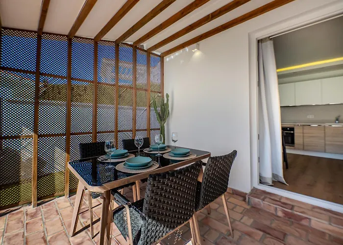 בית נופש New House 80 M From The