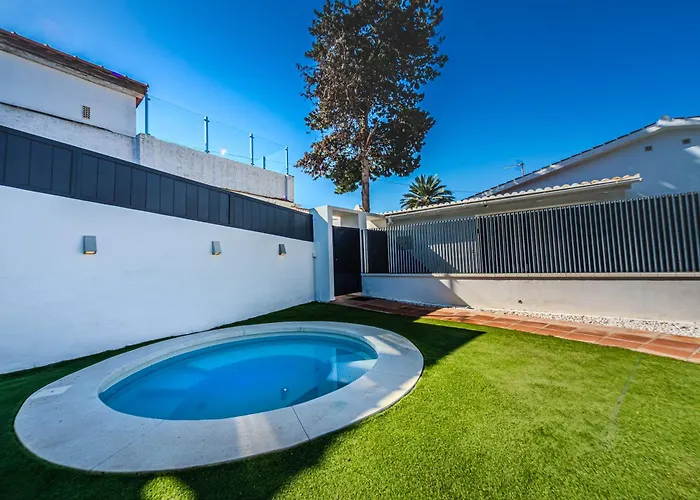 בית נופש New House 80 M From The מארבלה