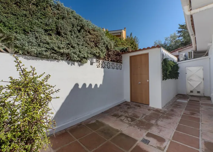 New House 80 M From The מארבלה